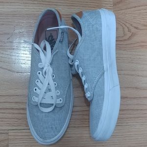 Vans Camden Deluxe Ultra Cush Skate Shoes